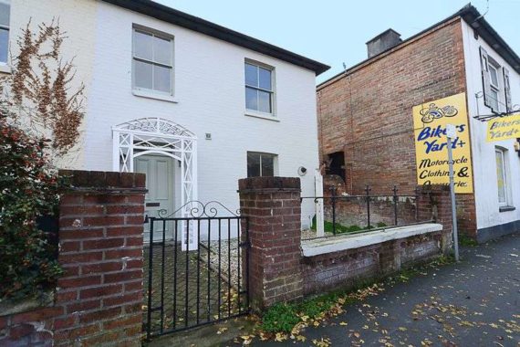 2&nbsp;Bedroom&nbsp;Semi-Detac...